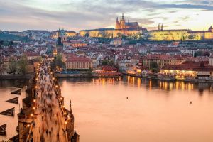 William-zhang-6En4WYsNYXM-unsplash (Střední)